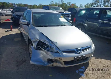 2006 Honda Accord 2.4 Se z USA, uszkodzony, nr VIN 1HGCM56326A169389